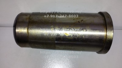 Гильза передней оси