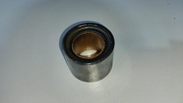 Гнездо шестерни пром. вала — 1