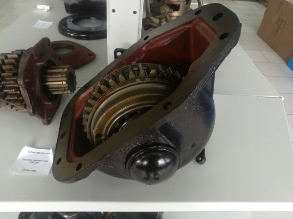 Коробка раздаточная БЗТДиА — 2