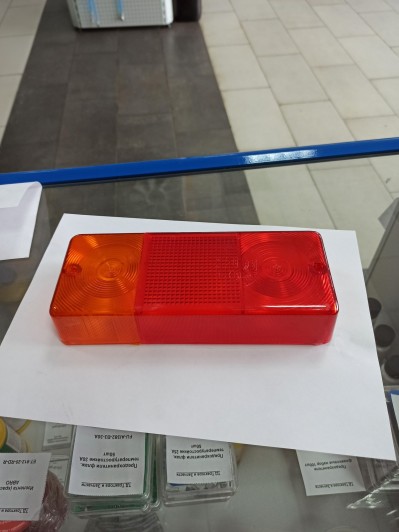 Стекло переднего фонаря Ф-402 (пластмас.)