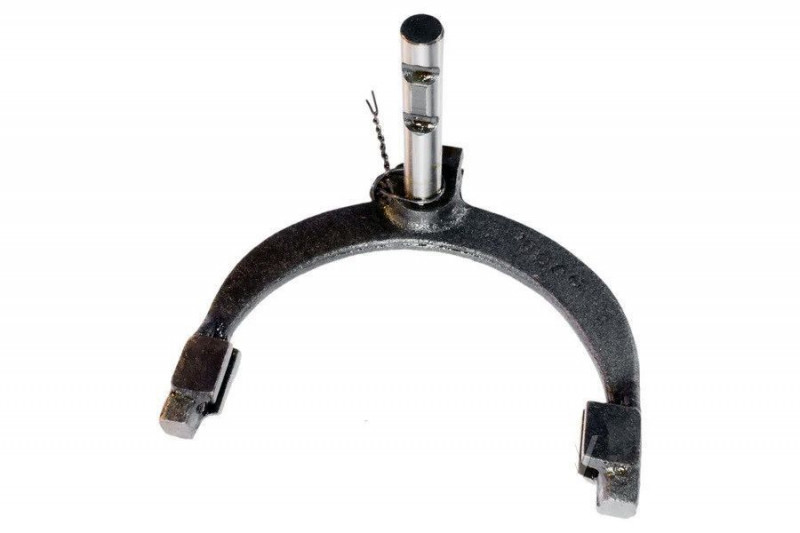 Вилка КПП первичного вала — 2