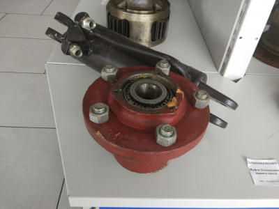 Ступица переднего колеса в сб. МТЗ-80